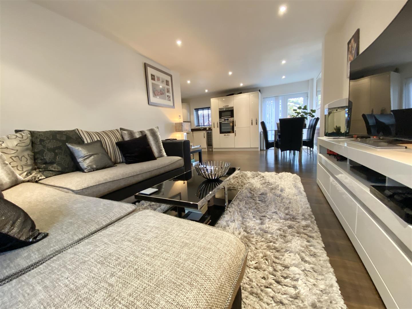 Florence Avenue, Enfield, EN2 Lanes Estate Agents